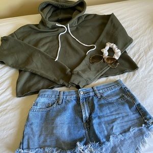 Cropped sweatshirt